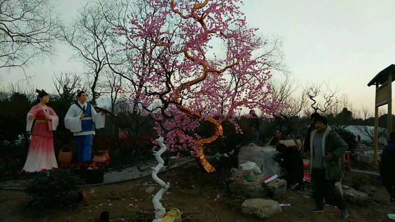 景區(qū)梅花雕塑供給，廣場雕塑，戶外梅花雕塑供求