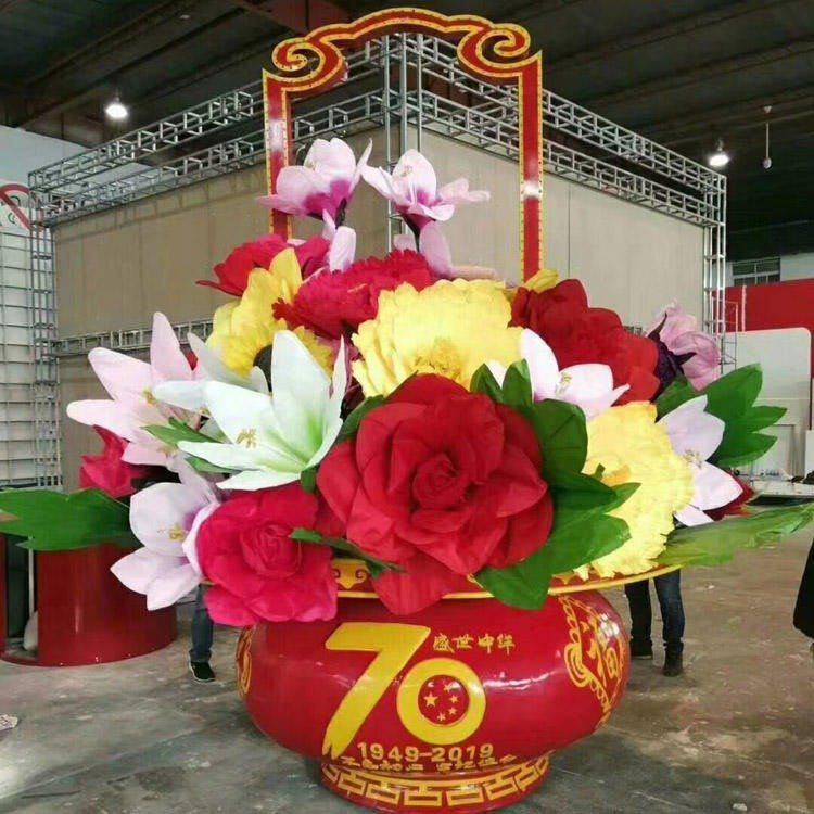 地產花籃雕塑提供，露天雕塑，仿真花籃雕塑生產承接